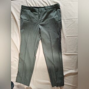 Hugo Boss Men's Gray 100% Virgin Wool Dress Pants 38R